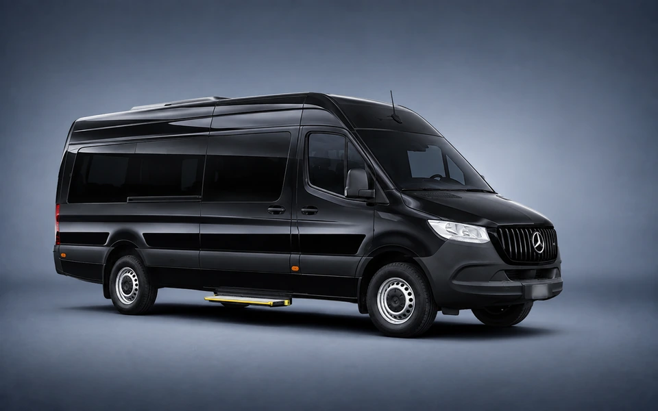 Sprinter negra de modelo reciente